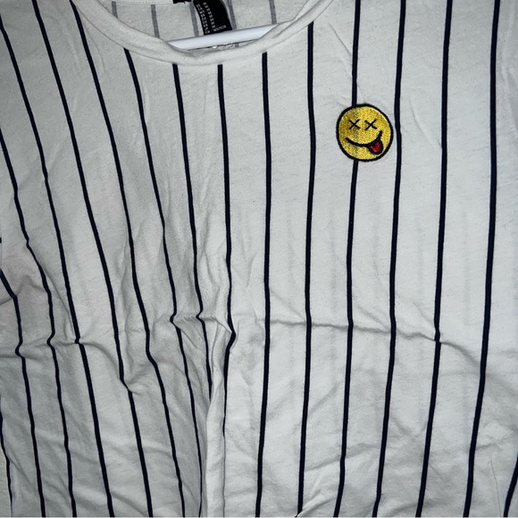 Forever 21 Striped Emoji Crop Top - Picture 3 of 5